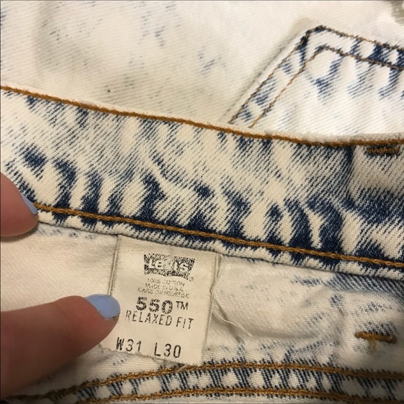 ‼️SOLD‼️ Vintage Levi’s Denim Shorts - Picture 4 of 6